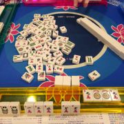 Mahjong game play